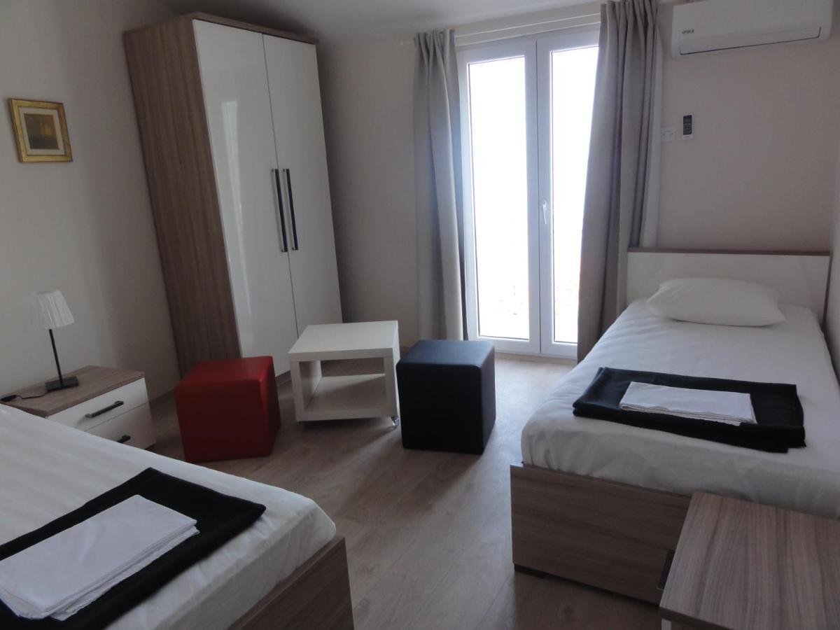 Apartmani Lara Gradac  Exterior photo